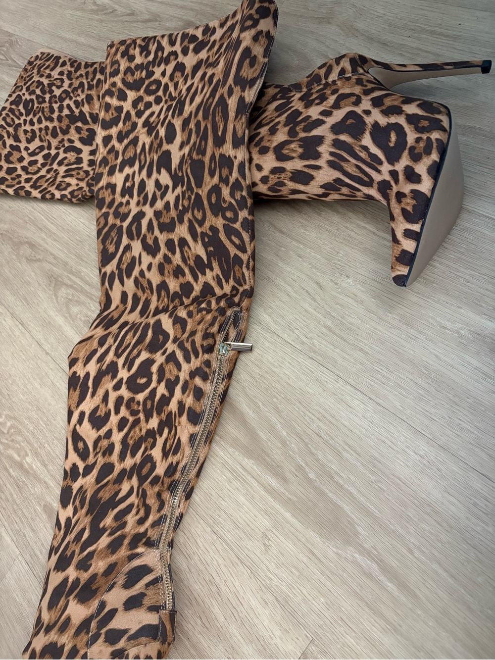 Leopard Thigh High Heeled Boots Size 8.5